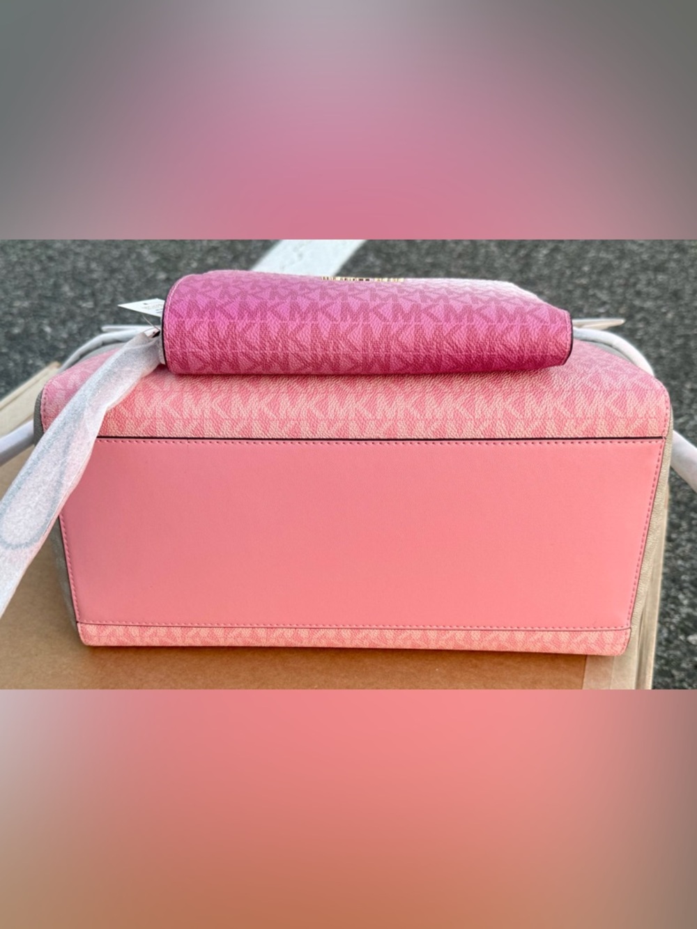 Michael Kors Pink Gradient Signature Shoulder Tote with Wristlet - Picture 6 of 11